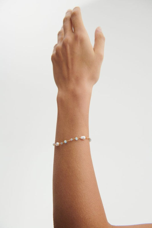 Mellow Blue Bracelet | Gold