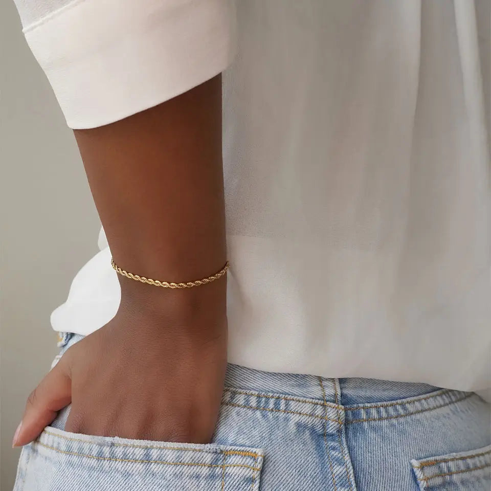 Delicate Rope Bracelet | Gold