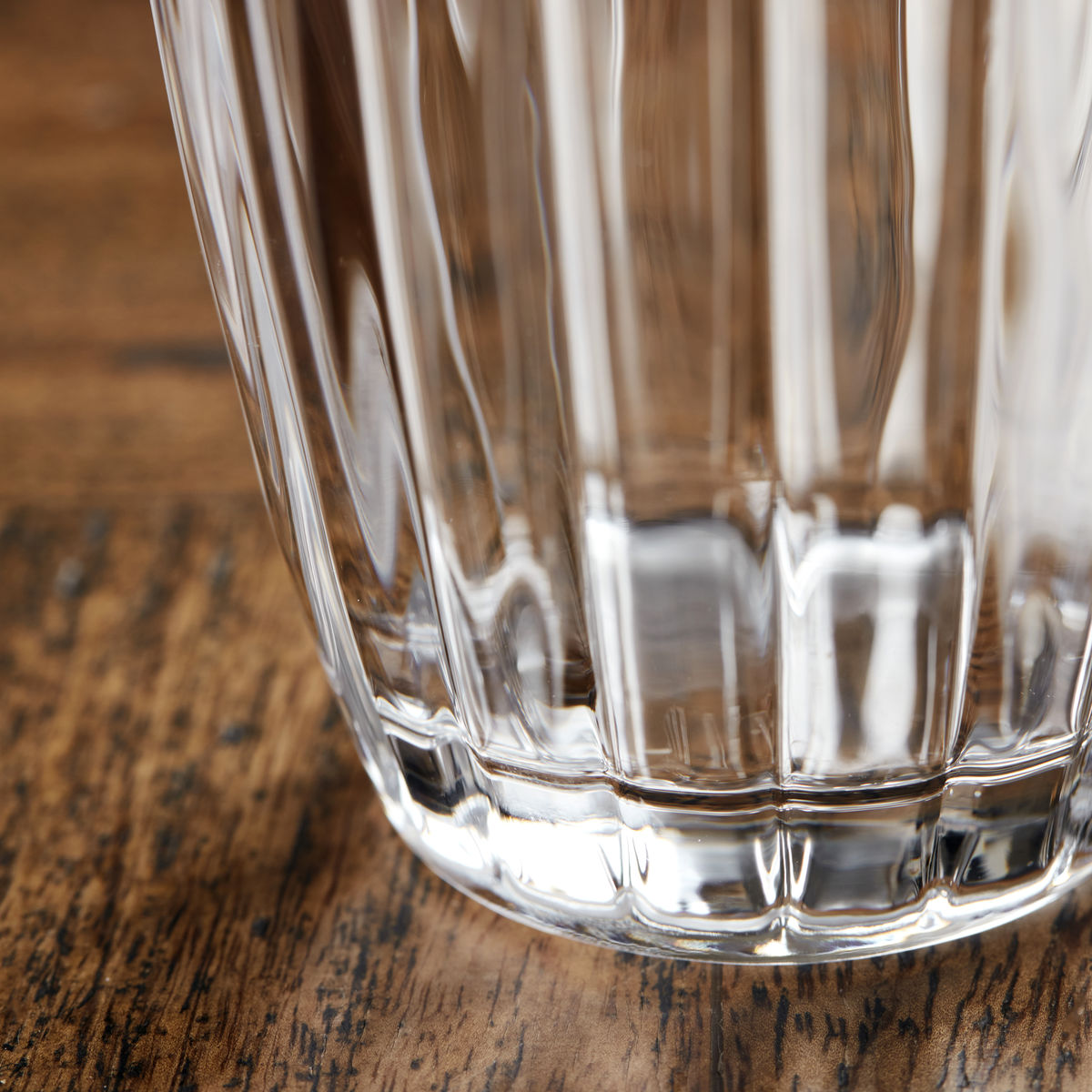 Water Glass, Groove