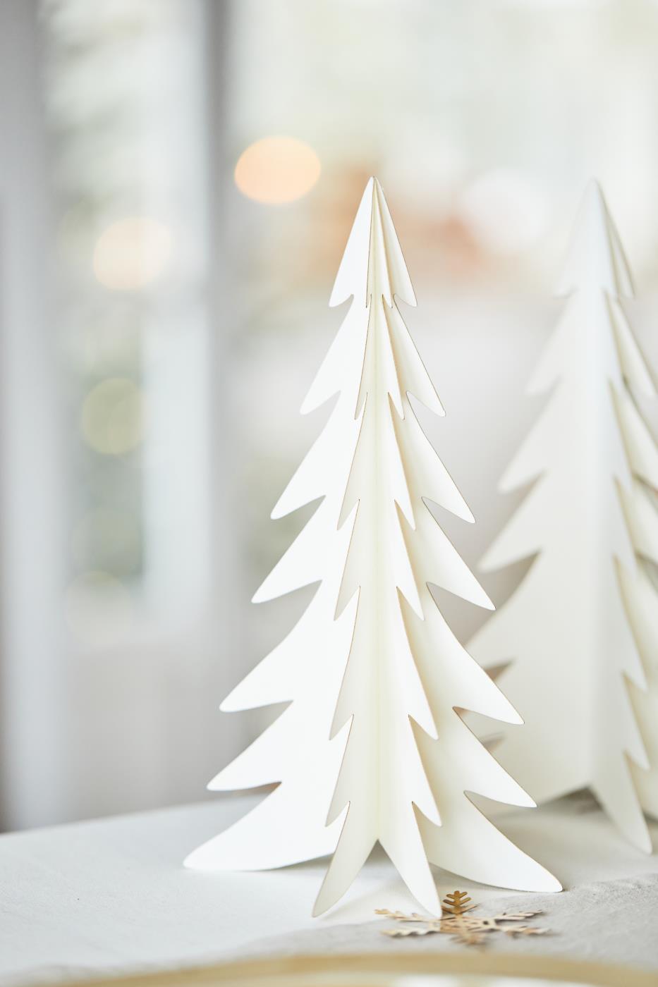 Paper Cut Christmas Tree 25cm