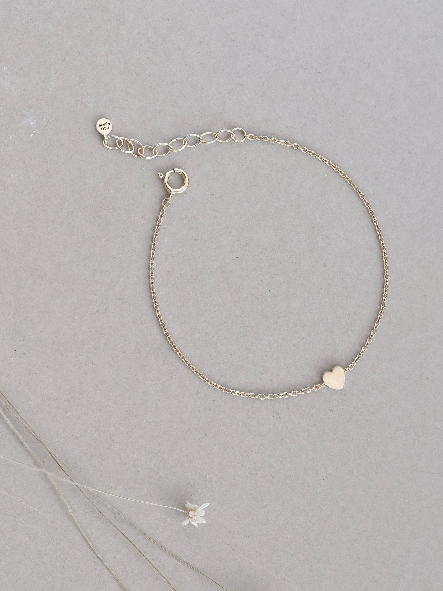 Heart Bracelet | Gold