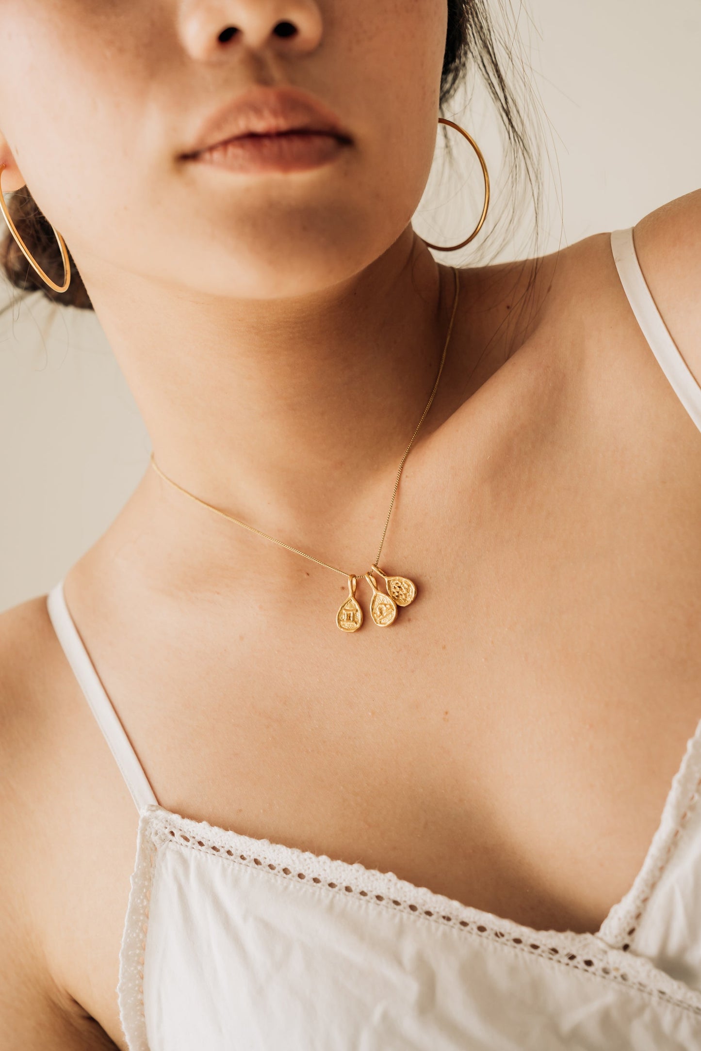 Aquarius Pendant | Gold